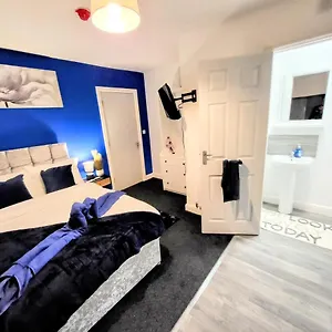  Aparthotel Burford Road - Stay. Sleep. Rest.