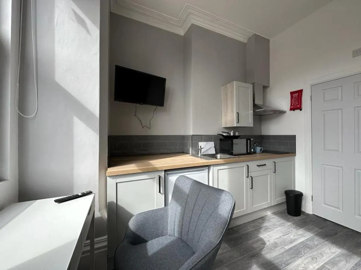 Apartahotel The Fishpond - Premier Nottingham Studios